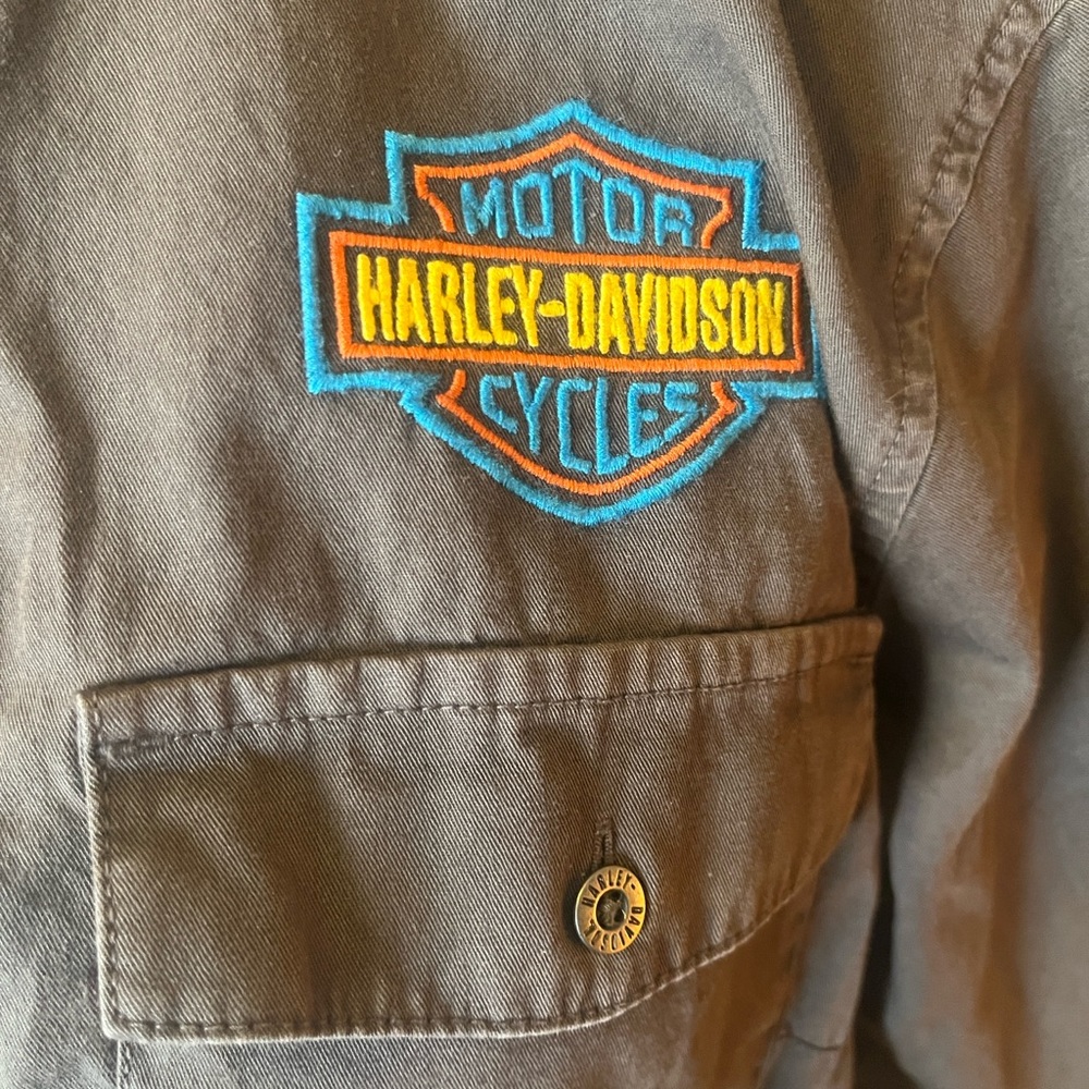 Harley-Davidson Gray Button Down Shirt with Blue and Orange Logo